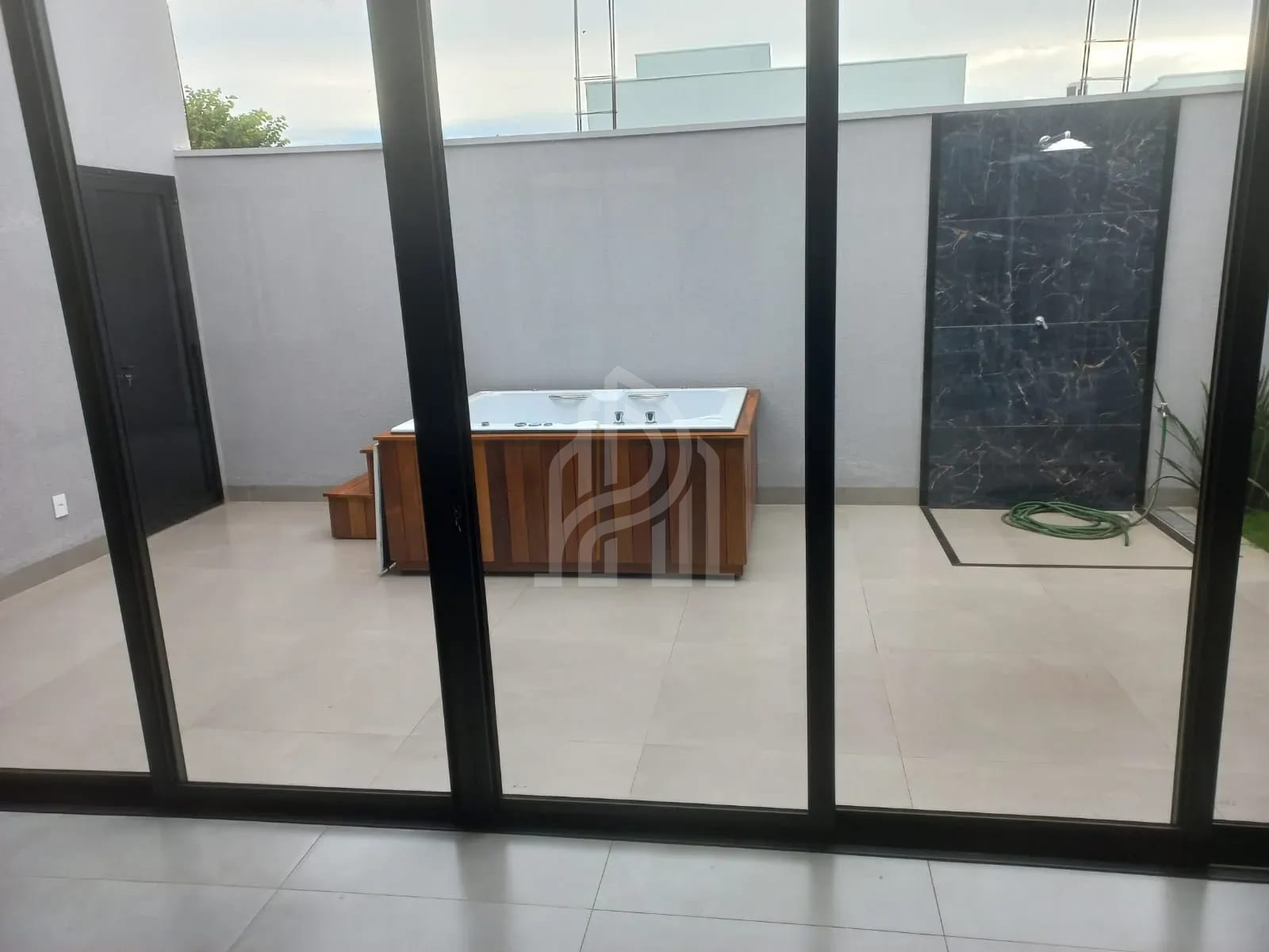 Casa no condomínio Estância dos Ipês — foto 3